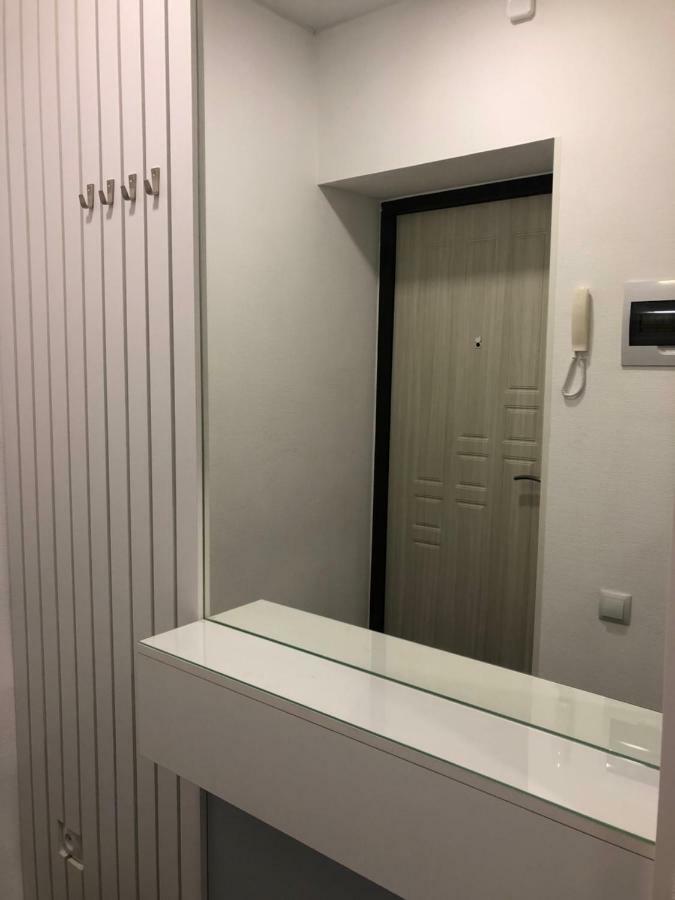 Студия "Loft" Apartment Pavlodar Exterior foto